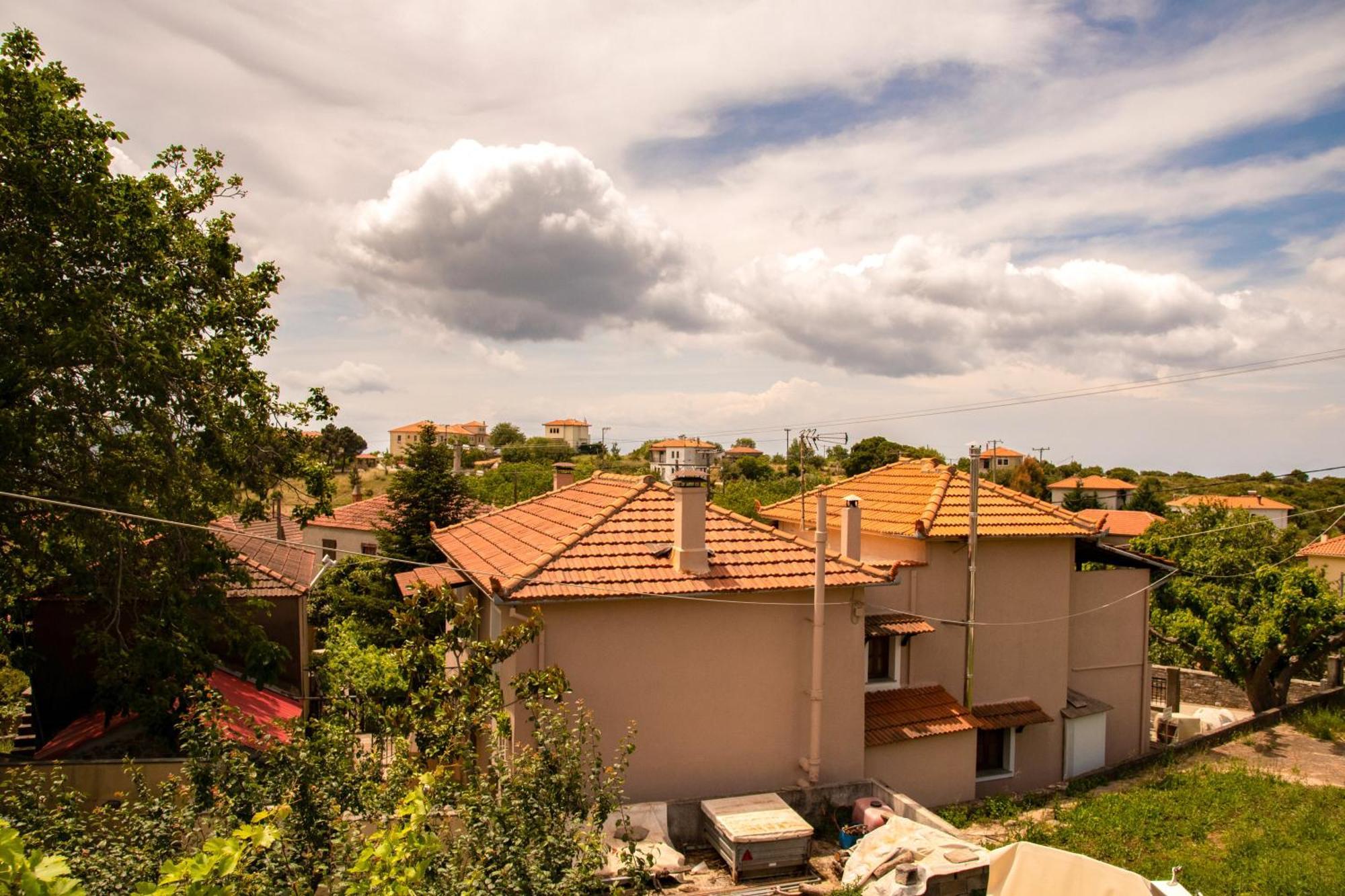 Villa La Casa De Vacation Lavkos Exterior foto